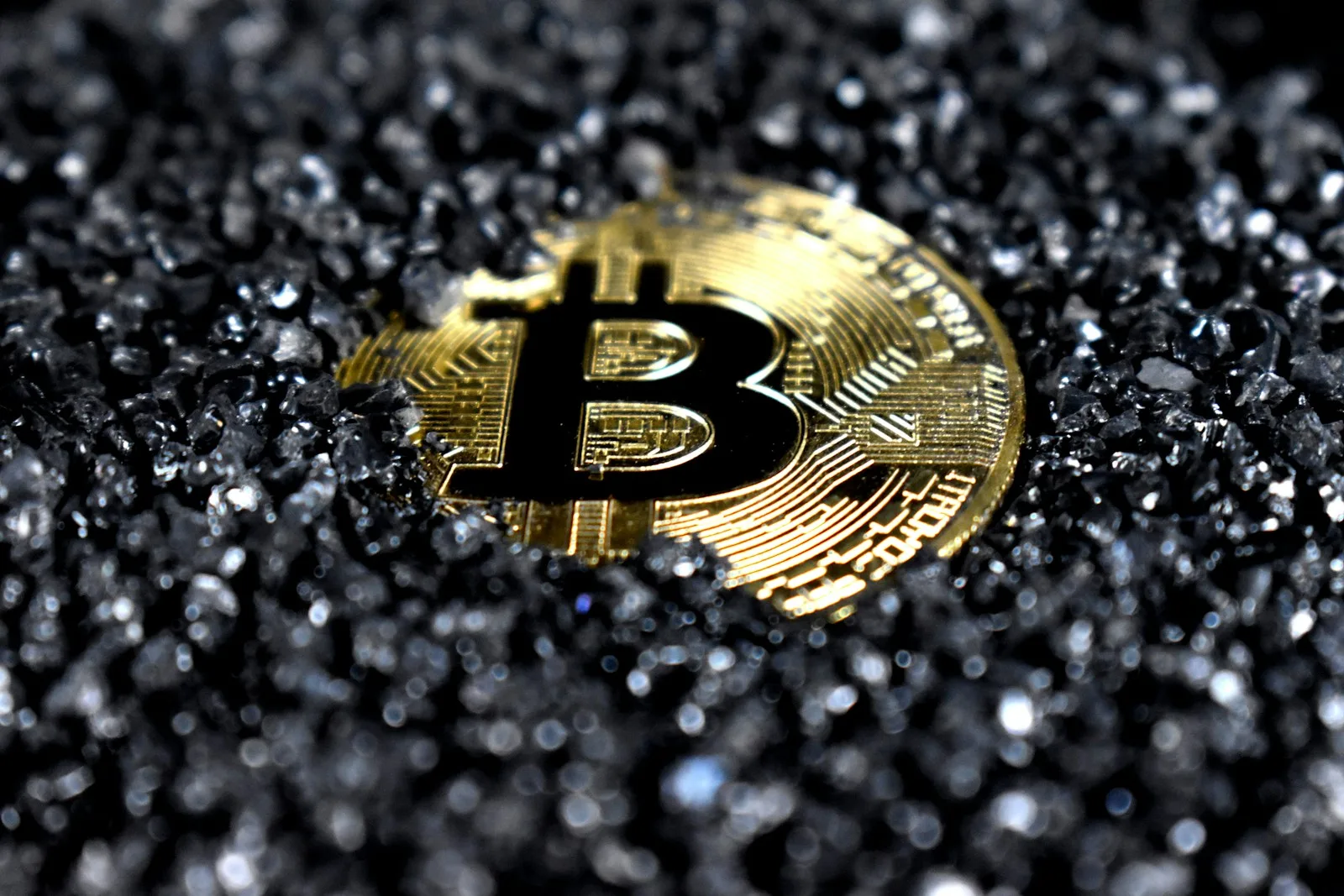 Dubai’s VARA Grants First OTC Bitcoin Options License—Air for Regulated Crypto Derivatives in the UAE