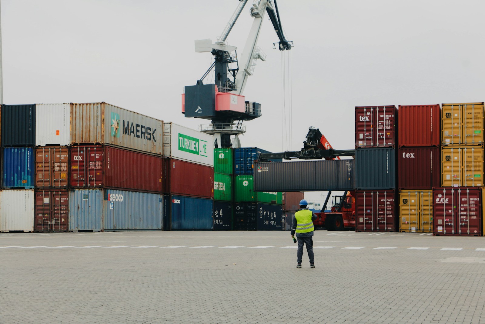 Bills of Lading Disputes in the UAE: Legal Framework and Remedies